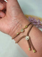 Load image into Gallery viewer, 18K Real Gold Heart Thread Bracelet
