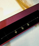 Load image into Gallery viewer, 18K Real Gold Fine Leaf Bracelet
