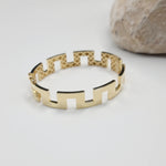 Load image into Gallery viewer, 18K Solid Gold Elegant Design Bangle