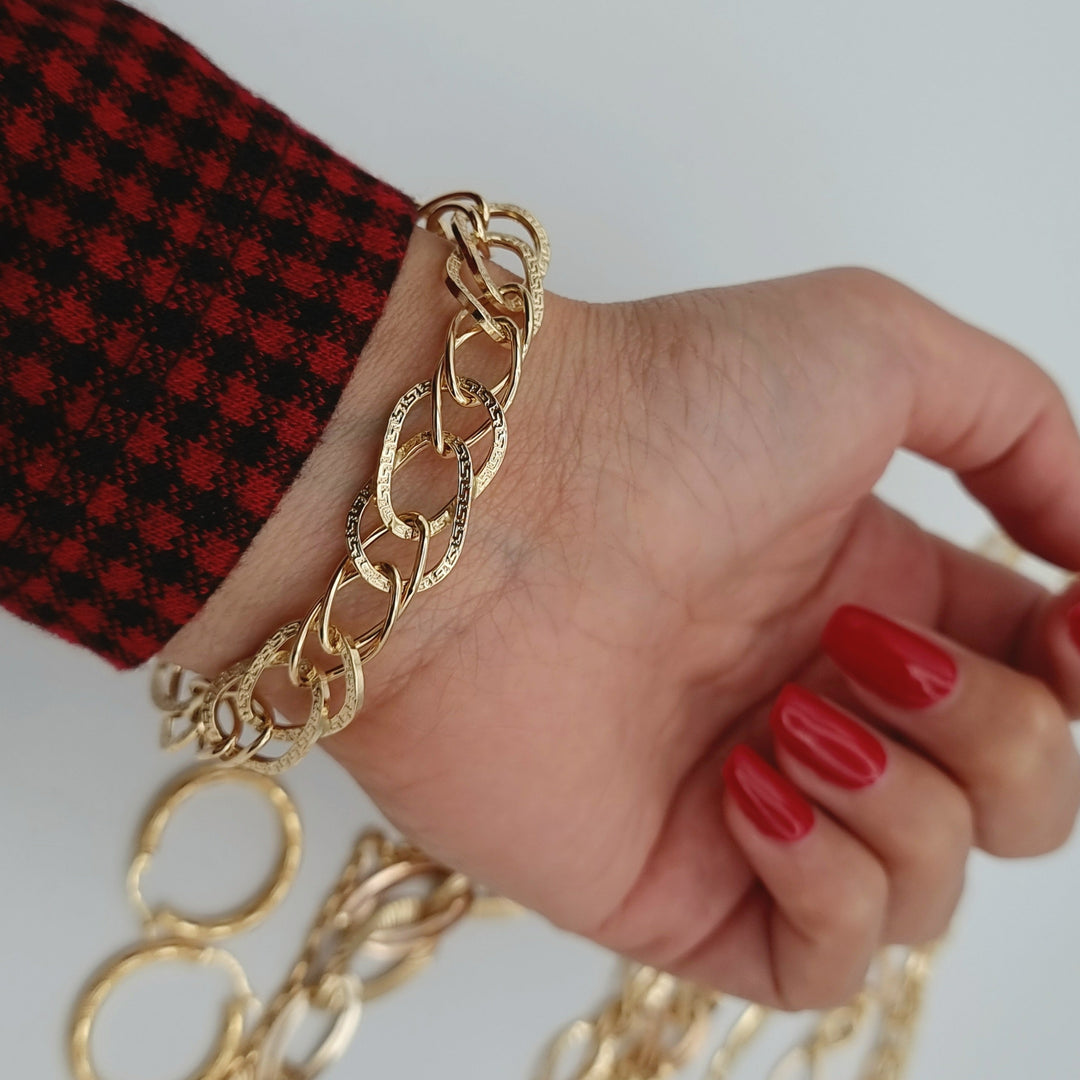 18K Real Gold Elegant Linked Bracelet