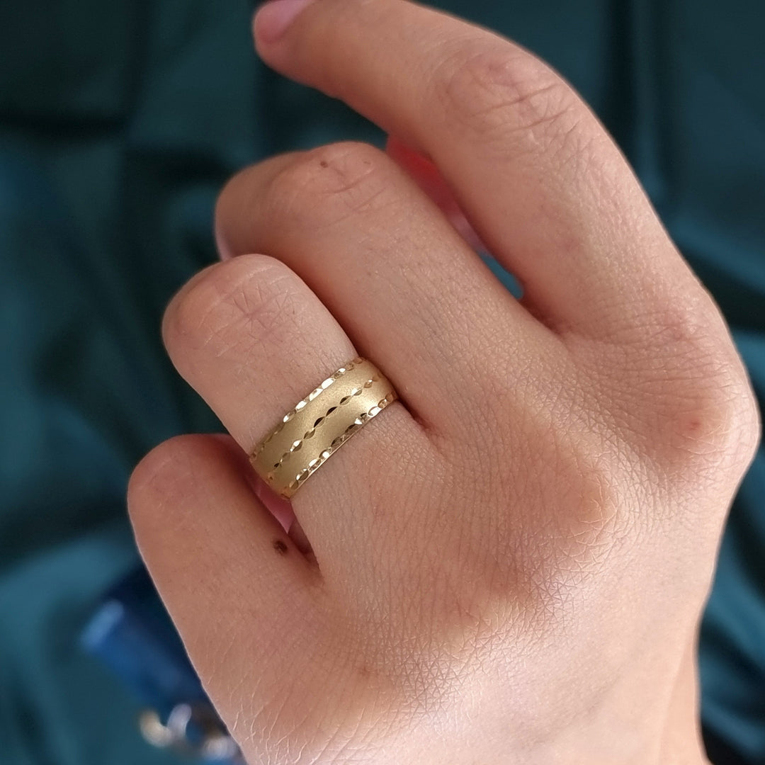 18K Real Gold Round Line Ring – Hamsa Gold