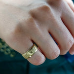 Load image into Gallery viewer, 18K Real Gold Round Flower Ring
