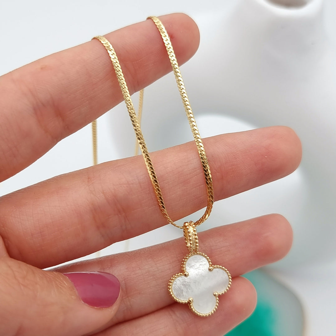18K Real Gold V.C White Flower Necklace